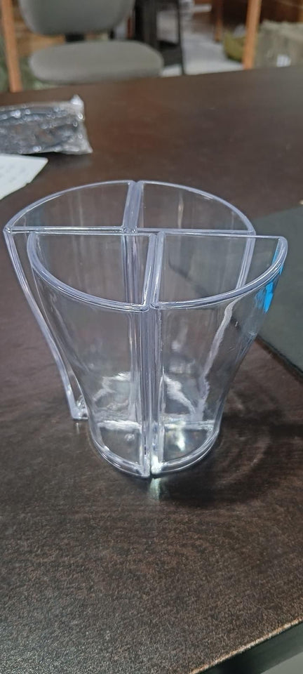 Beer Splitter Mug | 4-in-1 Beer Glass Holder for Parties, Bars, and Events